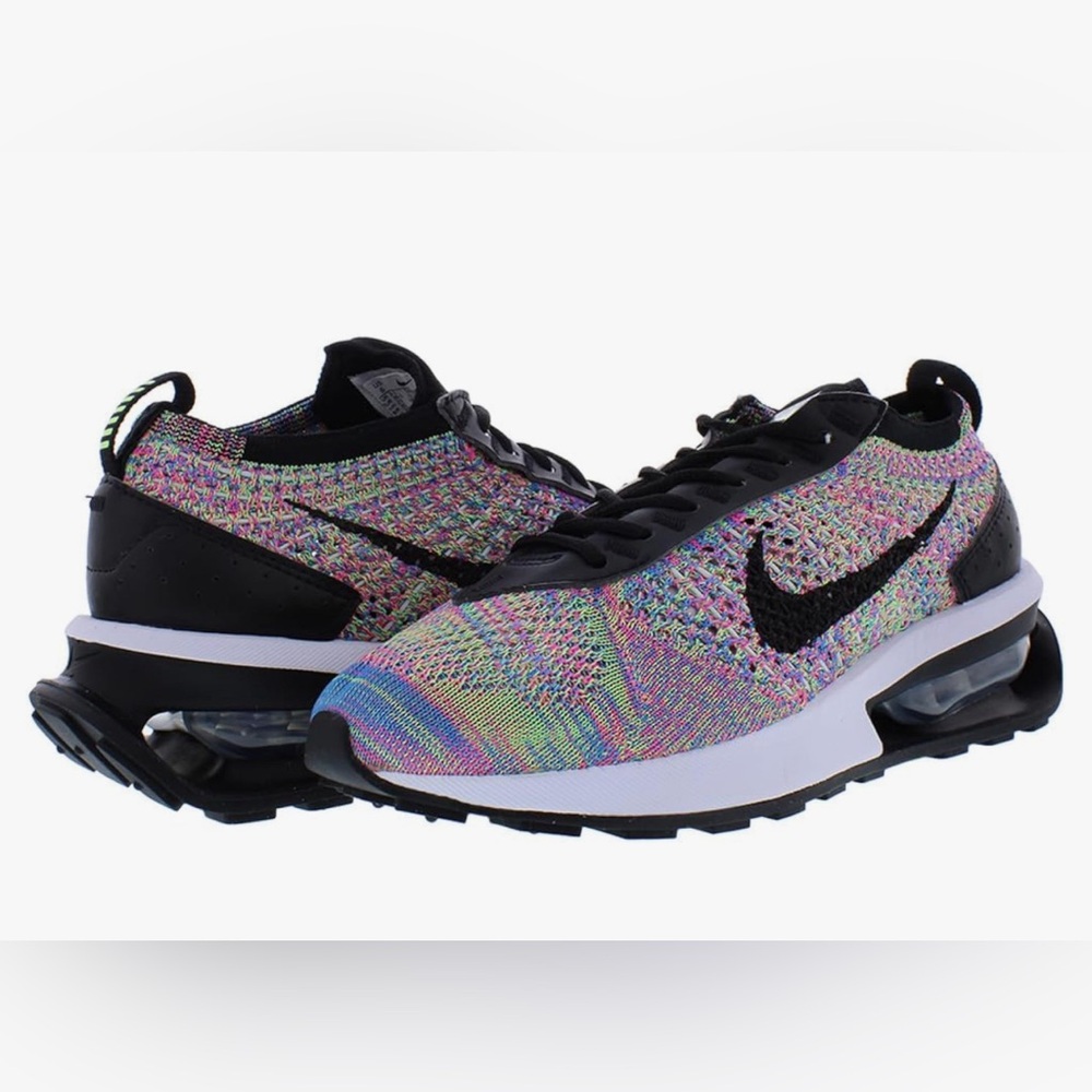 Nike Black Sneakers Lightweight Athletic Design